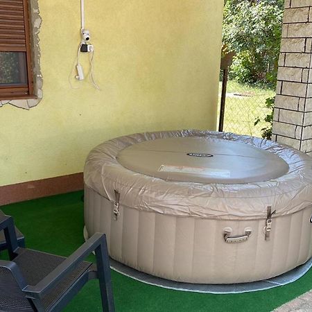 Edu Apartman Hajdúszoboszló Esterno foto