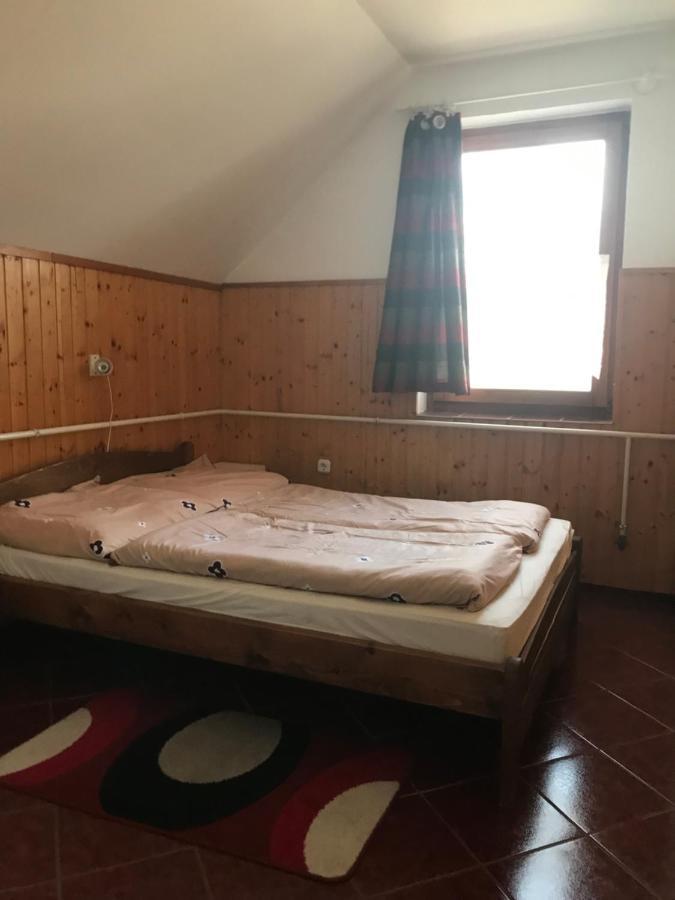 Edu Apartman Hajdúszoboszló Esterno foto