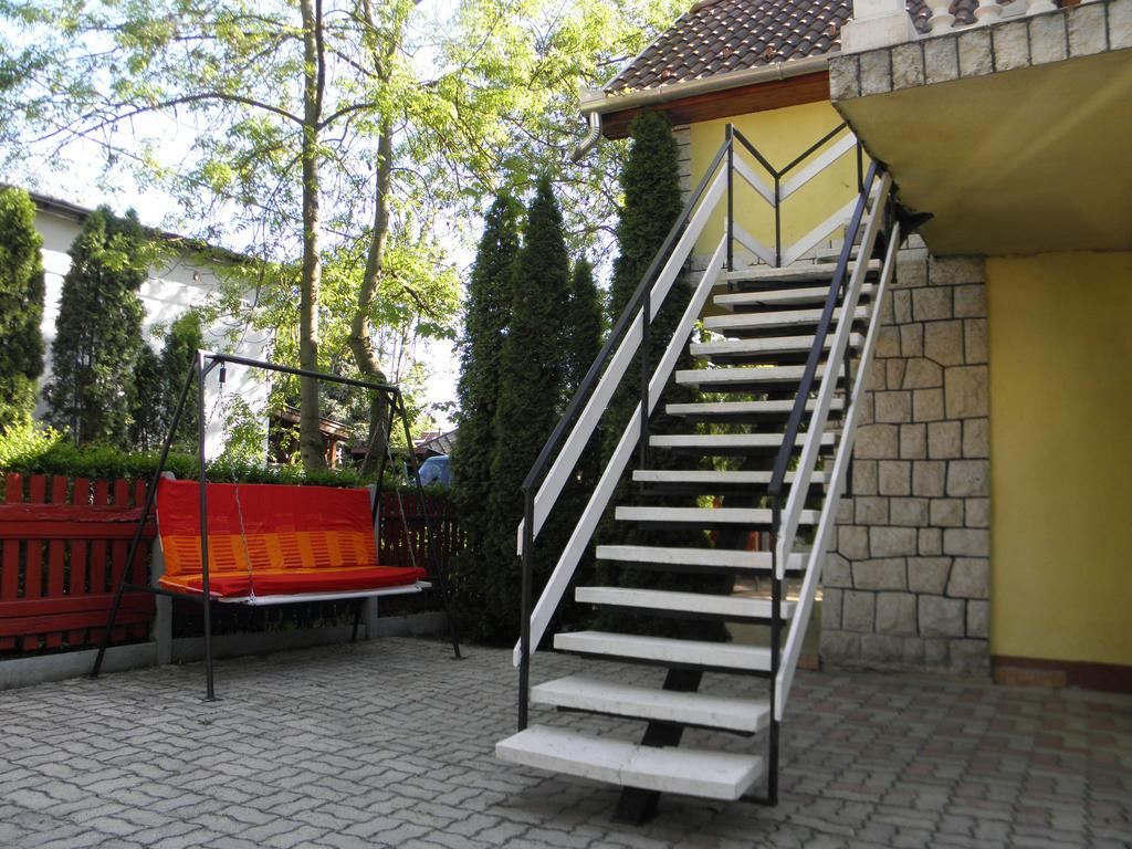 Edu Apartman Hajdúszoboszló Esterno foto